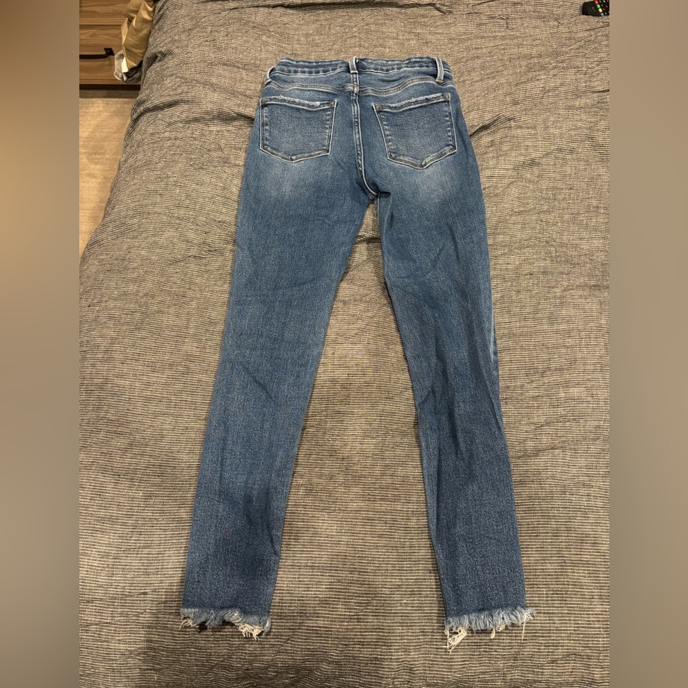 Classic Blue Skinny Jeans with Frayed Hem